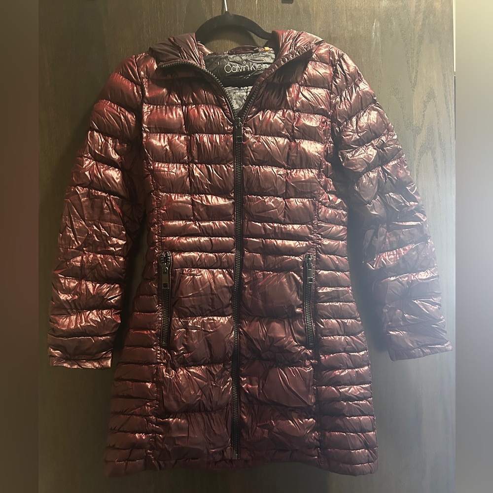 Calvin Klein Women's Shiny Burgundy Puffer Coat